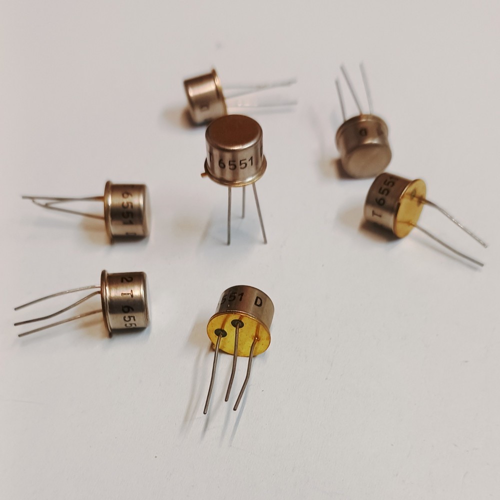 Lot of 10 pcs 2T6551D NPN Bulgarian Transistor High Gain Gold Plated Vintage