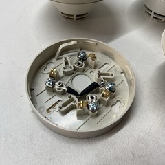 Lot of 4 Edwards EST SIGA-PS Intelligent Photoelectric Smoke Detector