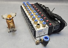 Lot of 10 4V210-08 Pneumatic Solenoid Valves 0.15-0.8MPa 24V on AirTac Manifold