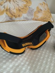 LOT DeWalt CLEAR SMOKE ANTI FOG Protective Over Glasses Safety Goggles ANSI Z87+