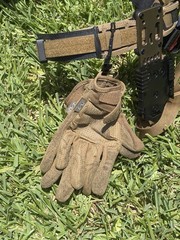 MOLLE Glove Holder Snap for Battle Belt Pant Loop Gear Quick Release Paracord