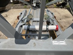 Genie Superlift Contractor, SLC- 24, 650 lbs Load Capacity, Lift Height 24′. M42