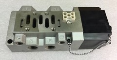 SMC US4436 SUBPLATE BASE WITH 4-PIN CONNECTOR NEW NO BOX