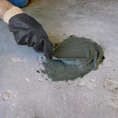 Quikrete 4 lb. 1 Qt. Concrete Patching Compound, Use for patches up to 1/4 inch