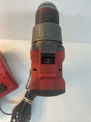 MILWAUKEE TOOLS 3404-20 Hammer Drill/Driver W/1.5 Ah Battery & Charger – Used