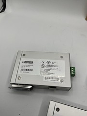 Phoenix Contact FL Switch SFNB 5TX Ord No : 2891001 Qty 1 / Order Class 1 Used