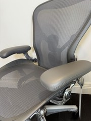 Herman Miller Aeron Office Chair – Size B – Graphite – Polished Aluminum