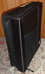 Case-It Two Side 1.25″ D-Ring Z-Binder Black 2-In-1 Binder Handle Shoulder Strap