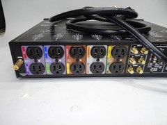 Monster Power HTS 5100 Signature Series Power Conditioner & Surge Protector