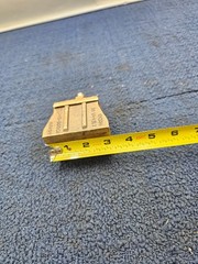 Burndy GCS34: Copper Ground Clamp 4/0 AWG 500 Kcmil Copper Clamp DB 1/4-1 SLT