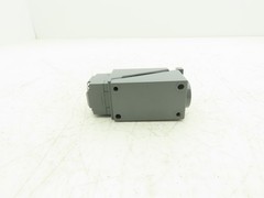 Allen Bradley 802T-ATPD Plug In Oiltight Limit Switch Roller Arm Spring Return