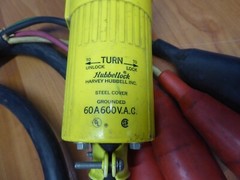 HUBBELLOCK 60A 600V.A.C. w/ 10′ WHIP HARVEY HUBBELL INC. GROUNDED STEEL COVER 4-