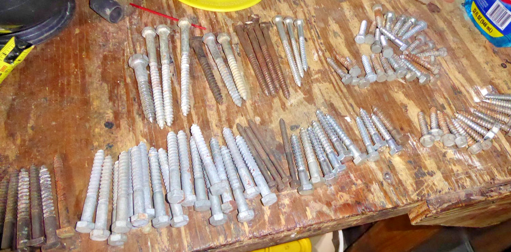 Lot Of Heavy Duty Lag Bolts VARIOUS Sizes Most New Some Used total of 6 pounds