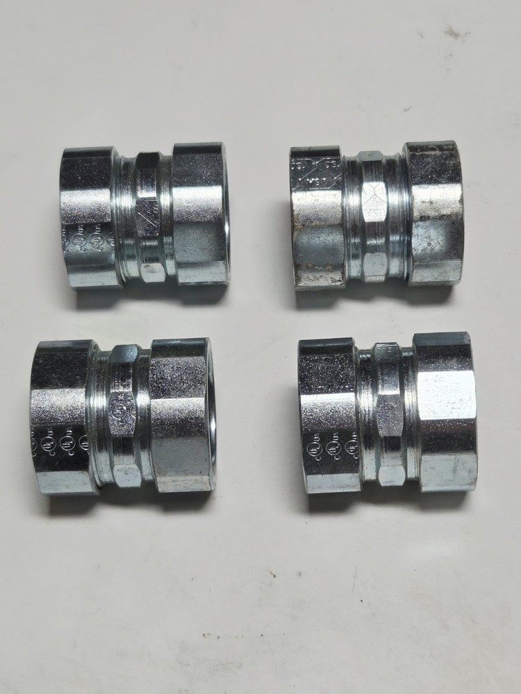 Crouse Hinds Rigid Coupler 3/4″ 4pc