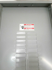 Eaton BRP30L200R Outdoor Main Lug 200A 120/240VAC 30Space 60Circuit 1PH 3Wire