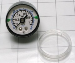 SMC 150 psi gauge with max/min pointers 1/4 NPT mount 1 MPa 1 5/8″ diameter