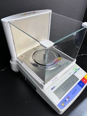 Mettler Toledo B303-S Balance 310 g x 0.001 g Monobloc Technology