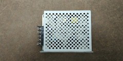 Omron S82J-02524D Power Supply 100-220vac input 24vdc 1.1 amp output New