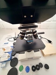 OMAX MD827S30-A191-SC100 Digital Binocular Biological Microscope