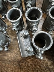 NEER TC-511 EMT Set Screw Couplings 1 Inch Lot of 25 Zinc Die Cast Connectors