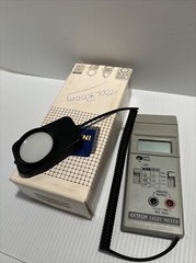 Extech Model 401025 Light Meter Used Excellent Condition (b12)
