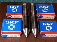 (1) Bardons & Oliver N307 Live Center Straight Shank W/ SKF 7203 7204 Bearings