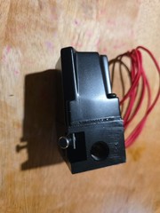PARKER PNEUMATIC T21025D2F01 SOLENOID VALVE 150PSIG 110/120V 7.2W New Open Box