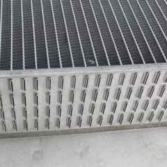 4-ROW RADIATOR FOR BOBCAT SKID STEER LOADER KUBOTA DIESEL 443 453 463 543 553