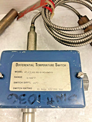 Differential Temperatura Swich model PF-CT-86/90-6-AC-SWD15 Range 0/400f 15Amp
