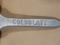 Vintage GOLDBLATT Masonry Bricklayer Skate Wheel Joint Raker Tool Aluminum – 9″