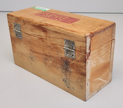 Barber-Colman The Barcol Impressor 934-1 Portable Hardness Tester w/ Wooden Box