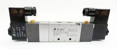 EMC E.MC N3R352C-08E4 N3R352C-08 24VDC solenoid valve solenoid valve -unused/original packaging-