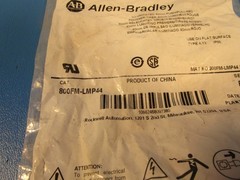 ALLEN BRADLEY 800FM-LMP44, Momentary 3-Position Push-Pull Mushroom Illuminated