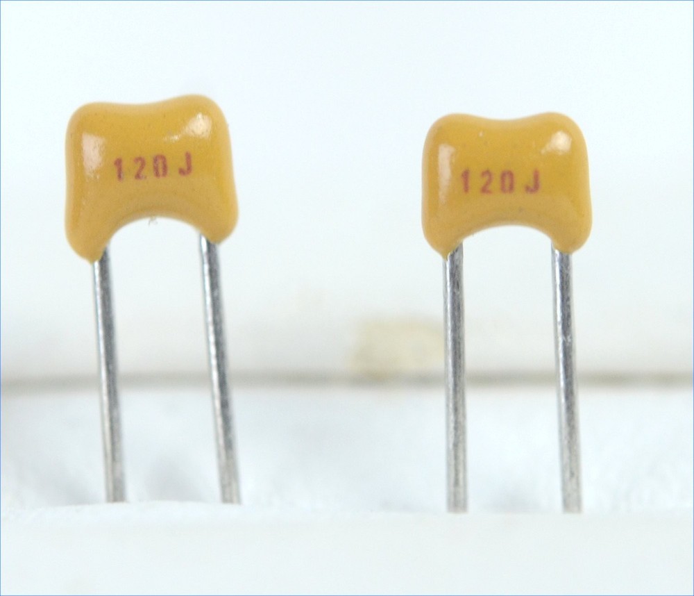 100 PCS MLCC 120J Multi Layer Ceramic Capacitor. See Specs in Description