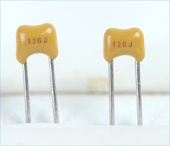 100 PCS MLCC 120J Multi Layer Ceramic Capacitor. See Specs in Description