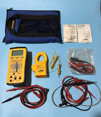 Fieldpiece LT17A Digital Multimeter with Temp, MFD, Microamps, Frequency Working