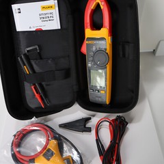 Fluke 377 FC Non-Contact Voltage True-RMS AC/DC Clamp Meter with iFlex 3-Phase