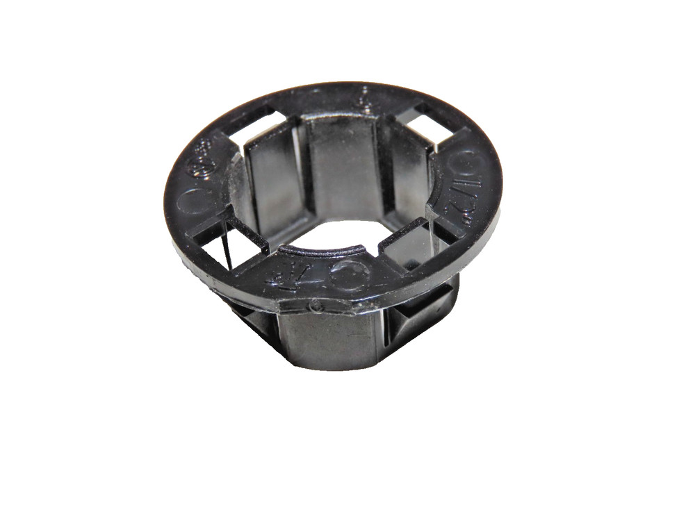 Arlington 4400 1/2″ Snap-In Plastic Bushings For Knockouts (Pack of 100)