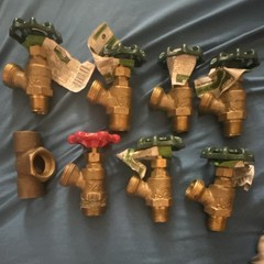 PA Brass Hose Bibbs 1/2 in MIP x 3/4 in GHT with Green & Red Handles Lot