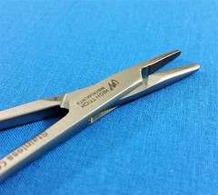 T/C MAYO HEGAR NEEDLE HOLDER DRIVER 8″ CROSS SERRATED TUNGSTEN CARBIDE INSERTS