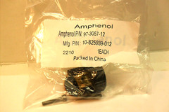 Amphenol 10-825939-012 CABLE CLAMP, SIZE 20/22, DIECAST ZINC nib