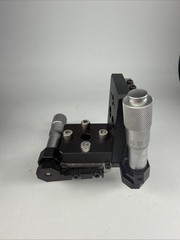 Precision Manual XYZ Micro Positioning Stage Micrometer Driven Optical Stage