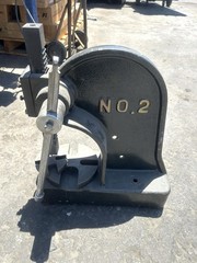 No. 2 Arbor Press Heavy Duty Bench Mount Manual Rack & Pinion Press Cast Iron
