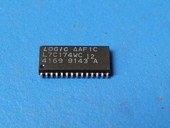 (5 PCS) L7C174WC12 LOGIC Devices Cache Tag SRAM, 8KX8, 12ns, CMOS, SOJ28