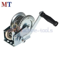 High Carbon Steel 1500Lbs Hand Crank Winch Boat Winch With 10m (32 Feet) Rope
