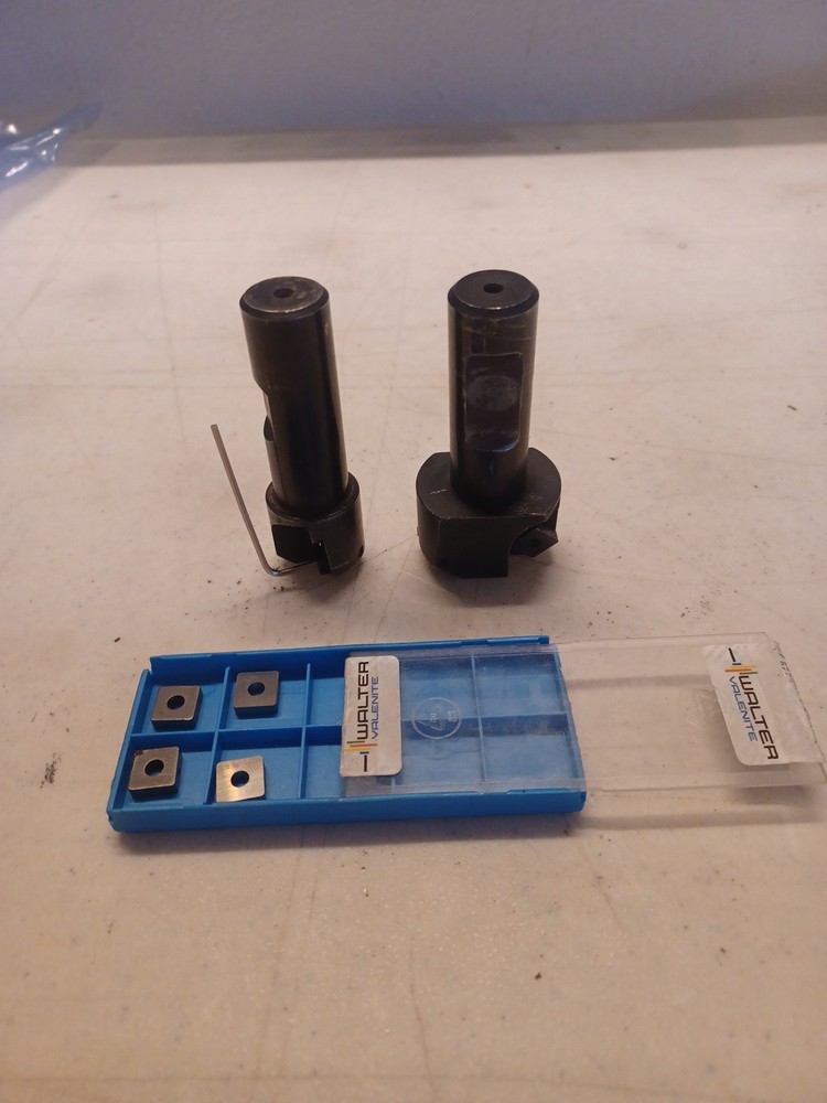 Valenite Carbide 45 degree Insert Cutters 1.5 And 1.0 Inch lot of 2
