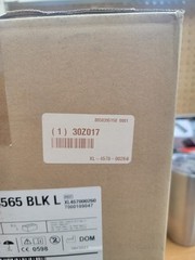 3M 4565-BLK Large Hooded Disposable Protective Coverall White/Red – 25 Pack