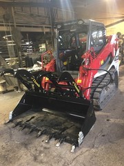 Thumb Grapple. Universal add on grapple attachment for tractors and skid steers