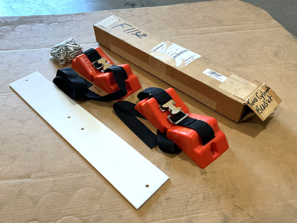New First Safety Corp G-210 Two Cylinder Poly Wall Bracket G210