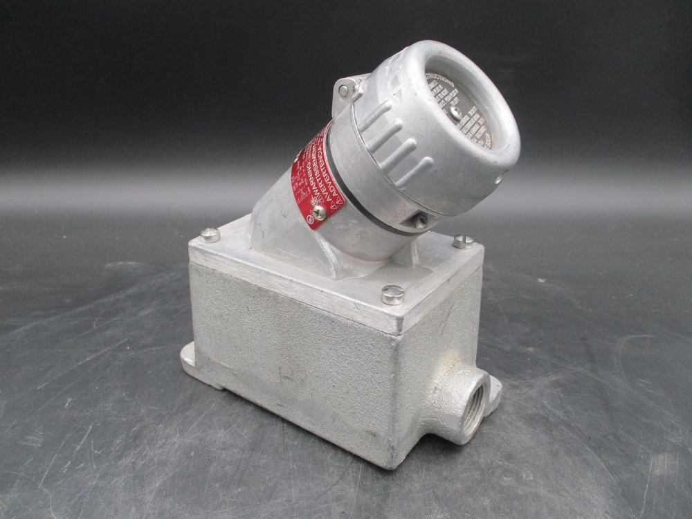 CROUSE HINDS ENRC21201-M4 20A EXPLOSION PROOF RECEPTACLE 125V *SAME DAY SHIP